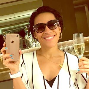 Meet your Posher, Lala